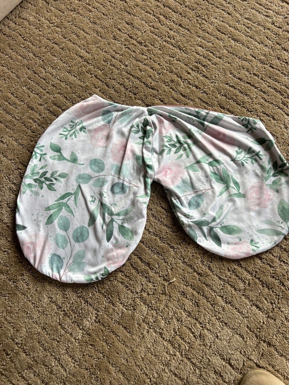 Mama coco swadlle    - Blush and Sage - Picture 3 of 5